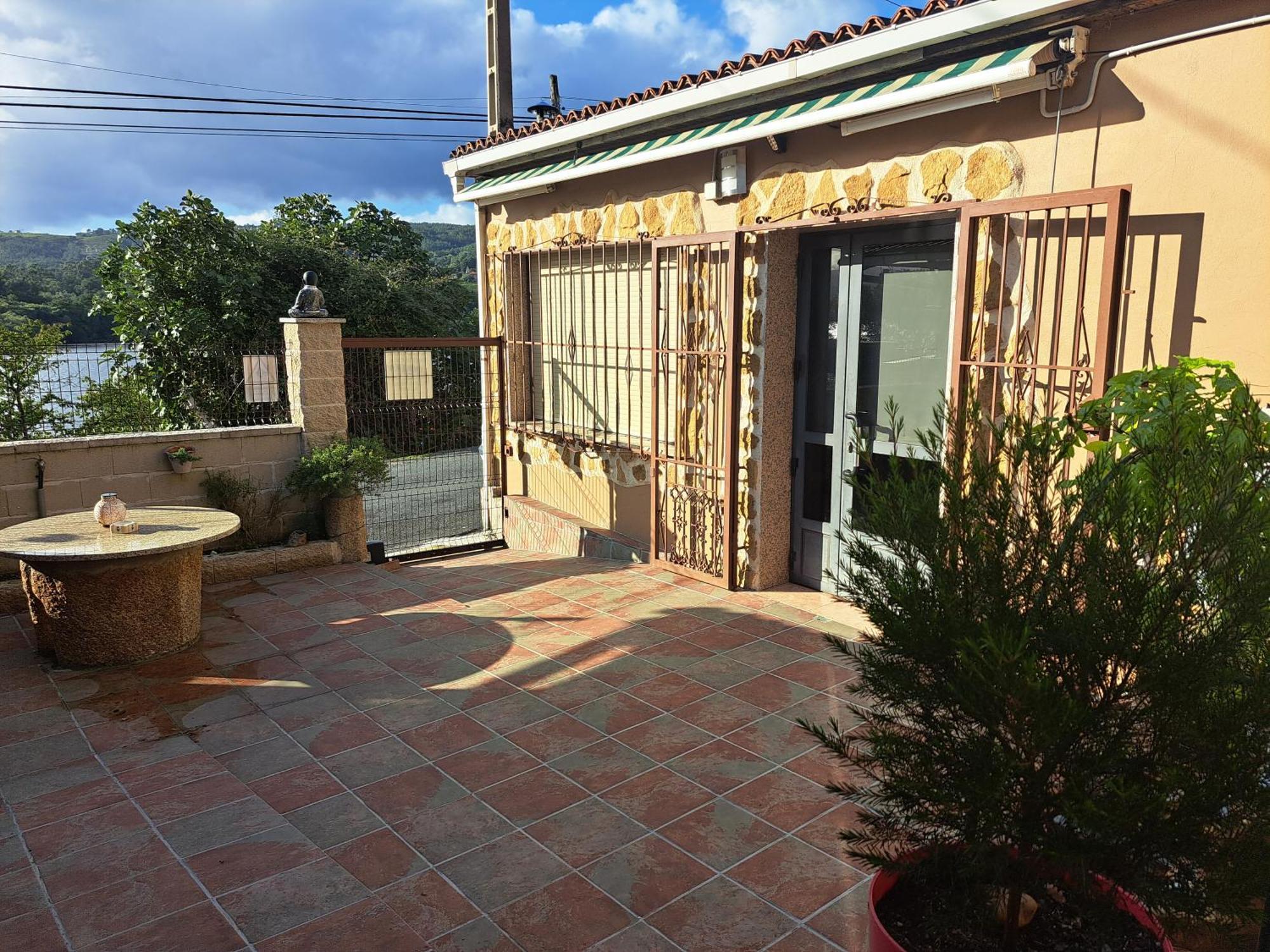 Casa Justa Castrelo de Mino